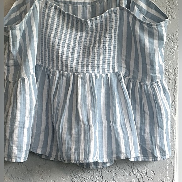 Old Navy Blue and White Striped Top (NWOT) - Picture 8 of 9
